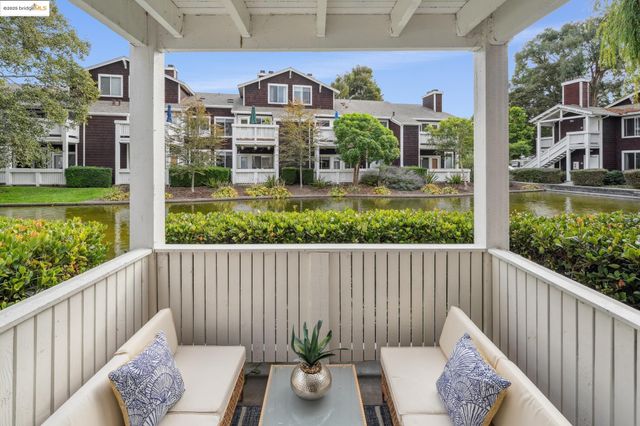 93 Bayside Ct, Richmond, CA 94804