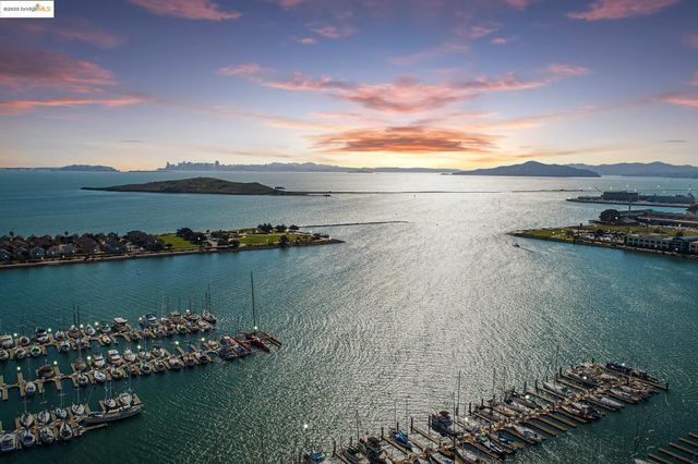 93 Bayside Ct, Richmond, CA 94804