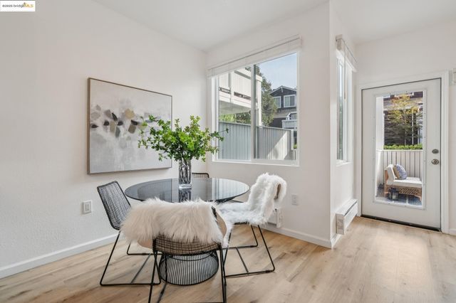 93 Bayside Ct, Richmond, CA 94804