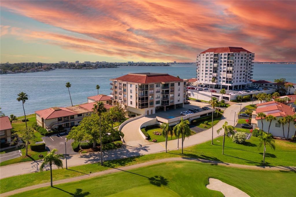 6279 SUN BOULEVARD 602, St Petersburg, FL 33715