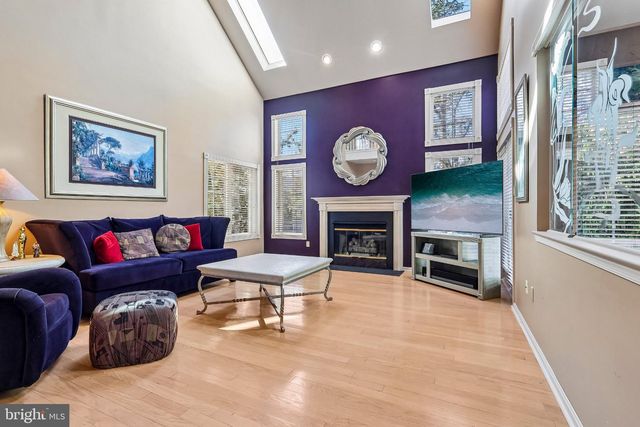 420 LIBERTY LN, Marlton, NJ 08053