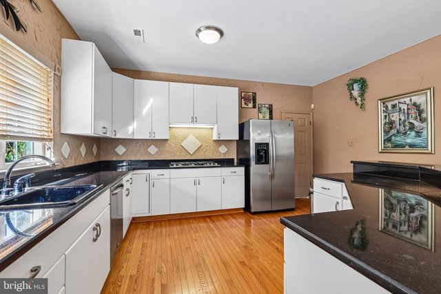 420 LIBERTY LN, Marlton, NJ 08053