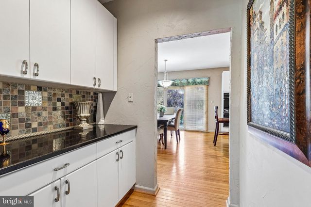 420 LIBERTY LN, Marlton, NJ 08053