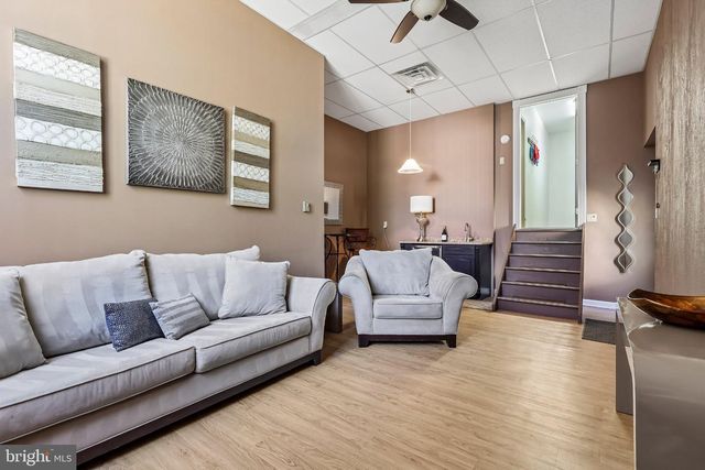 420 LIBERTY LN, Marlton, NJ 08053