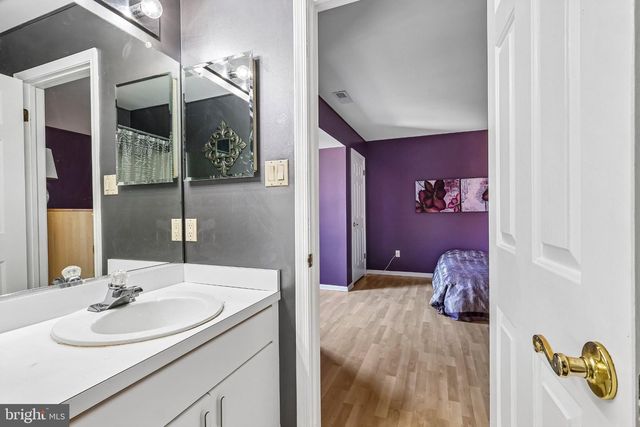 420 LIBERTY LN, Marlton, NJ 08053