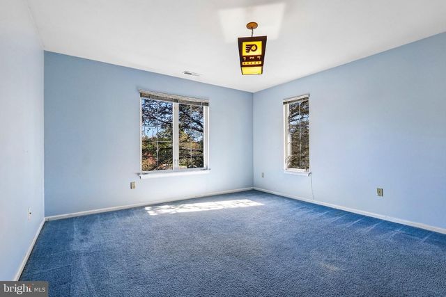 420 LIBERTY LN, Marlton, NJ 08053
