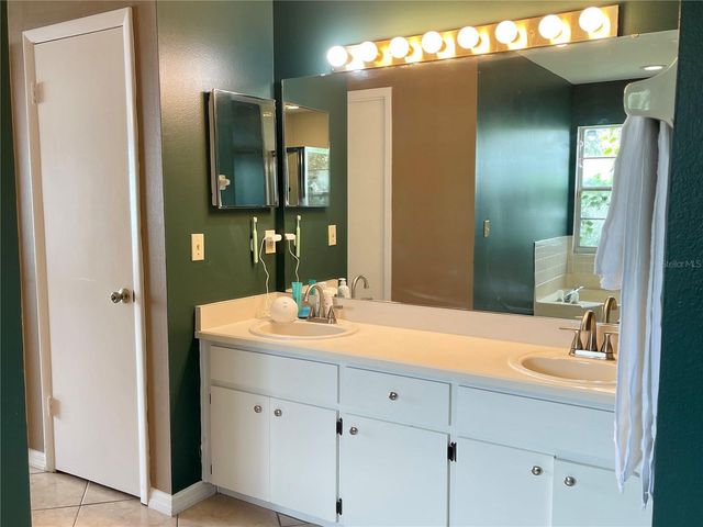 1150 INDIAN RIDGE TRAIL E, Kissimmee, FL 34747