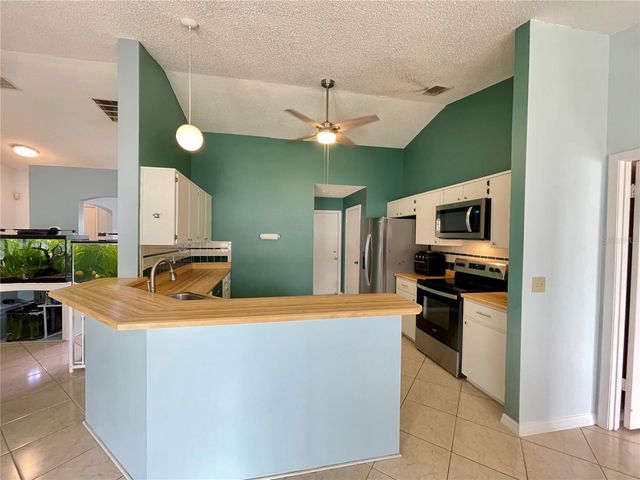 1150 INDIAN RIDGE TRAIL E, Kissimmee, FL 34747