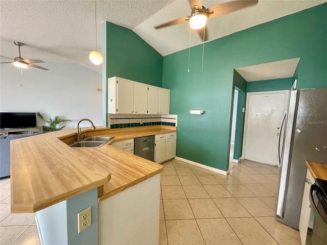 1150 INDIAN RIDGE TRAIL E, Kissimmee, FL 34747