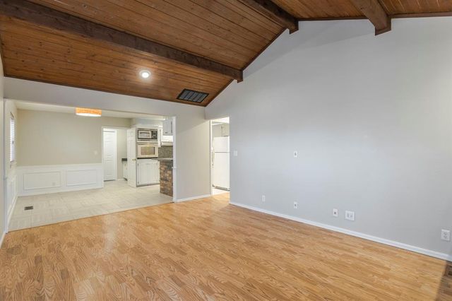 214 Crest Place, Norman, OK 73071