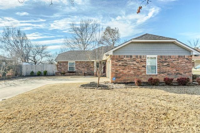 214 Crest Place, Norman, OK 73071