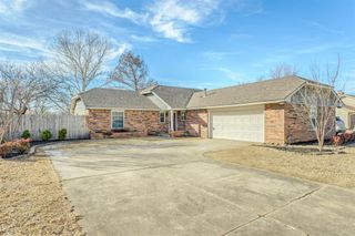 214 Crest Place, Norman, OK 73071