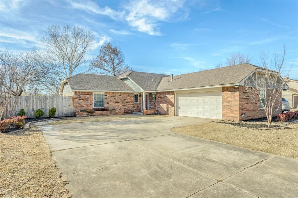 214 Crest Place, Norman, OK 73071