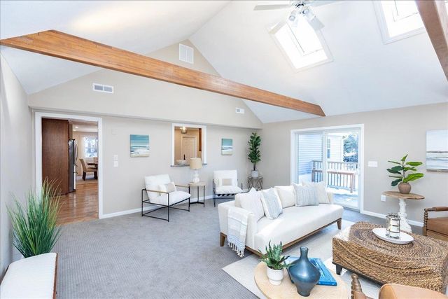 85 East Road, Atkinson, NH 03811