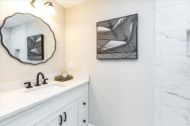 85 East Road, Atkinson, NH 03811