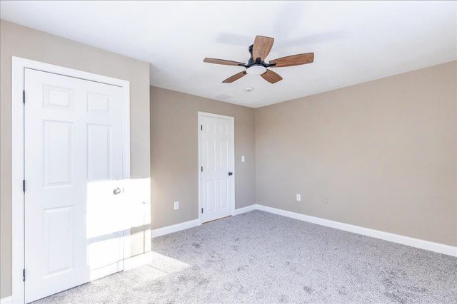 85 East Road, Atkinson, NH 03811