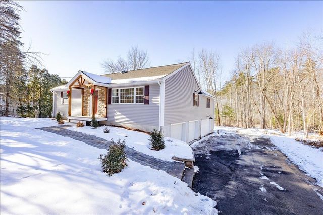 85 East Road, Atkinson, NH 03811