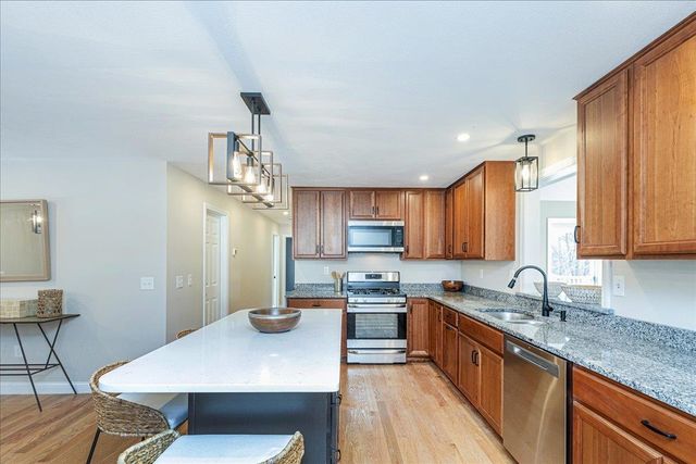 85 East Road, Atkinson, NH 03811