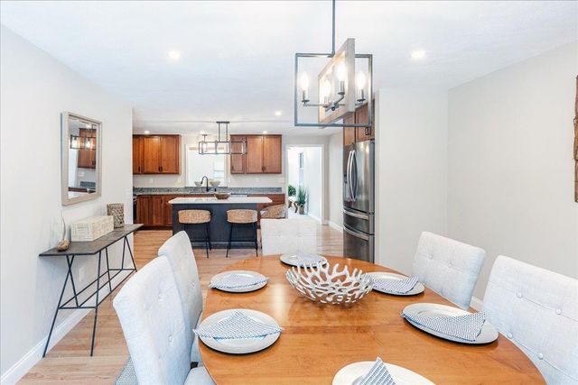 85 East Road, Atkinson, NH 03811