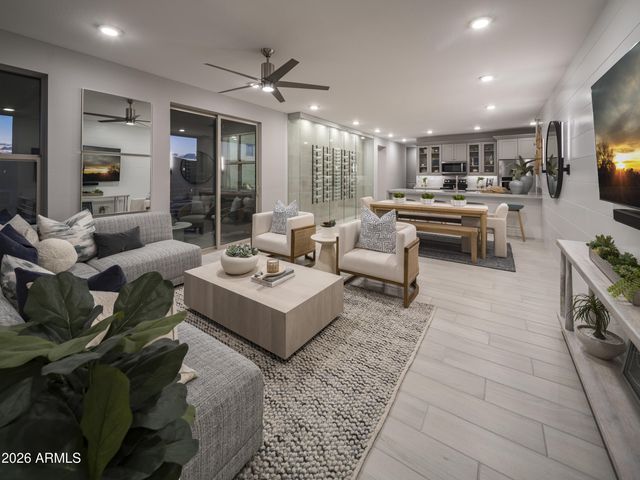 2121 W SONORAN DESERT Drive 164, Phoenix, AZ 85085