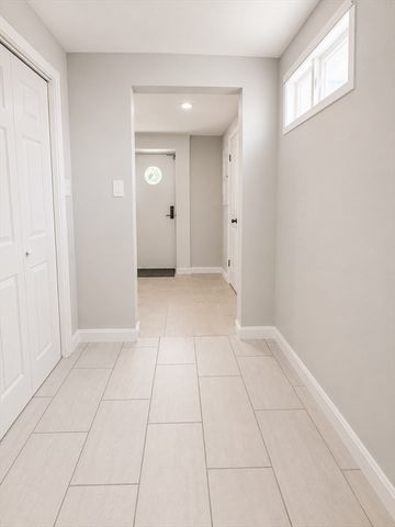 14 Newbury St, Revere, MA 02151