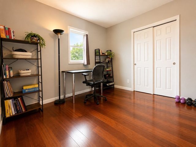 14 Newbury St, Revere, MA 02151