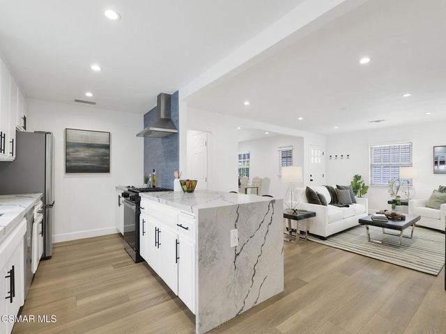 606 Hodencamp Road, Thousand Oaks, CA 91360
