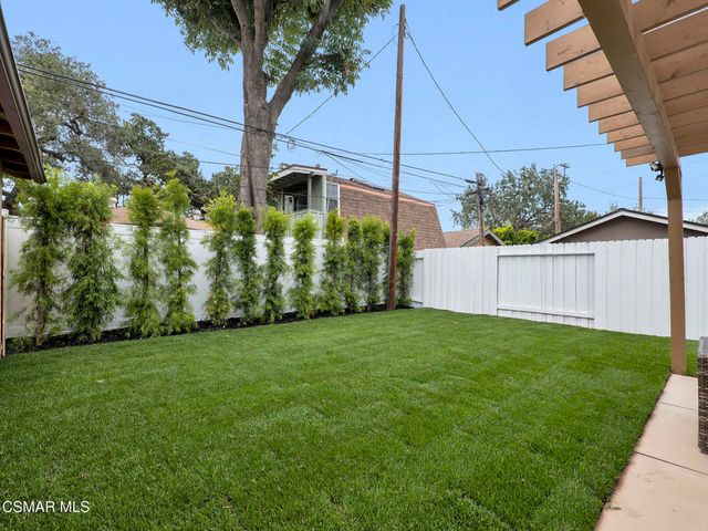 606 Hodencamp Road, Thousand Oaks, CA 91360