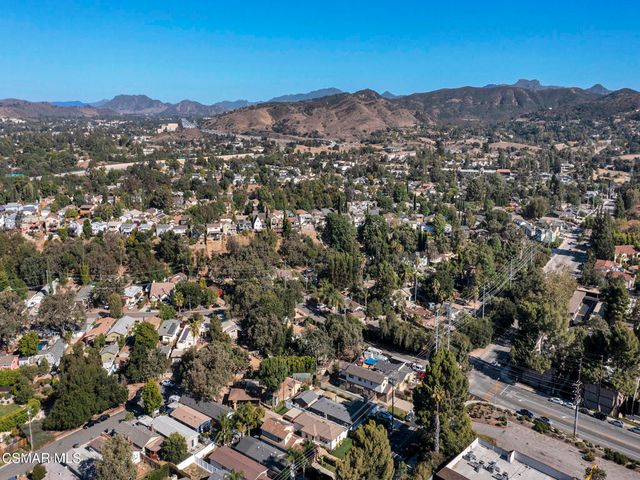 606 Hodencamp Road, Thousand Oaks, CA 91360