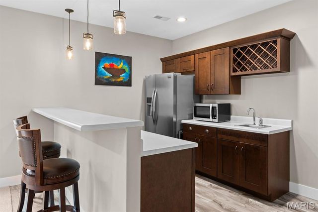 432 Flagstone Pass Drive, O'fallon, IL 62269