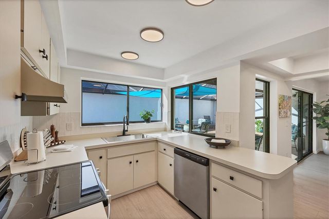 3919 GLEN OAKS MANOR DRIVE, Sarasota, FL 34232