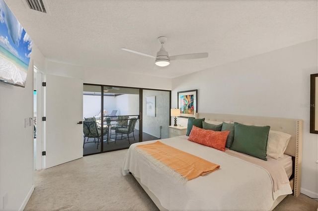 3919 GLEN OAKS MANOR DRIVE, Sarasota, FL 34232