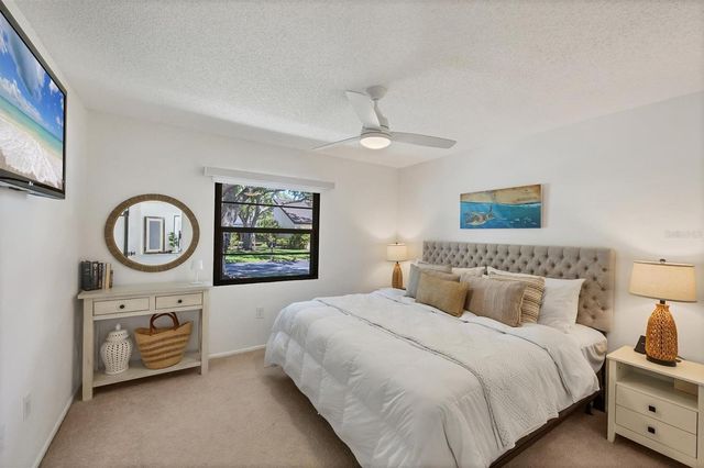 3919 GLEN OAKS MANOR DRIVE, Sarasota, FL 34232