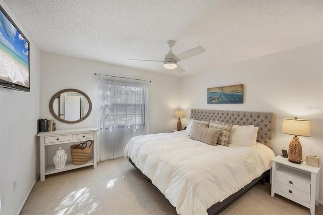 3919 GLEN OAKS MANOR DRIVE, Sarasota, FL 34232