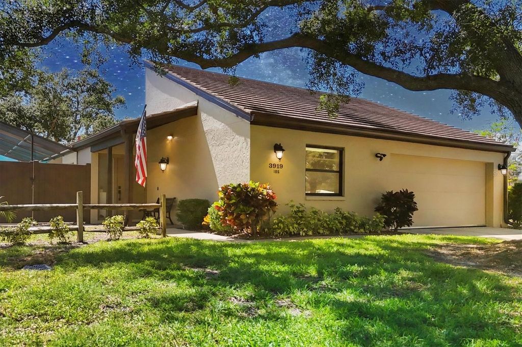 3919 GLEN OAKS MANOR DRIVE, Sarasota, FL 34232