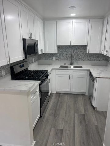 4717 Ben Avenue, Valley Village, CA 91607