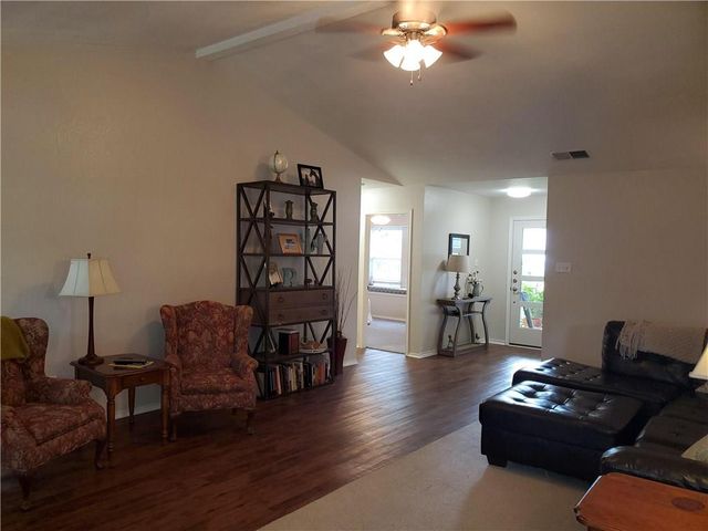 1809 Dayflower TRCE, Cedar Park, TX 78613