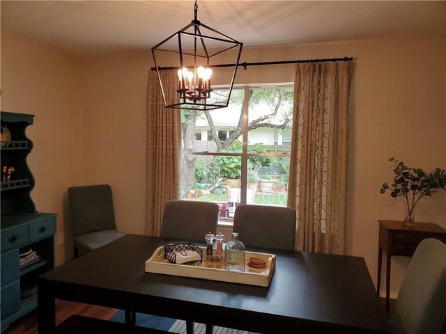 1809 Dayflower TRCE, Cedar Park, TX 78613