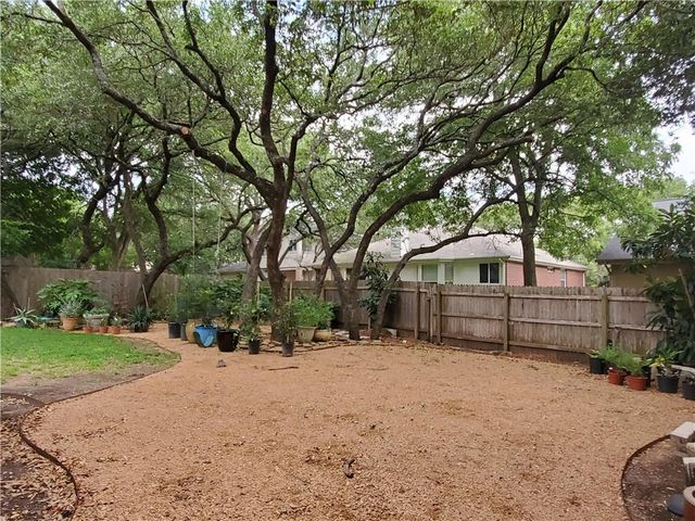 1809 Dayflower TRCE, Cedar Park, TX 78613