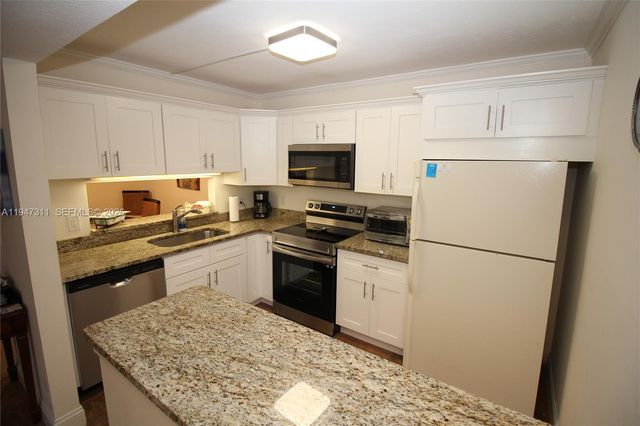 6516 Chasewood Dr B, Jupiter, FL 33458