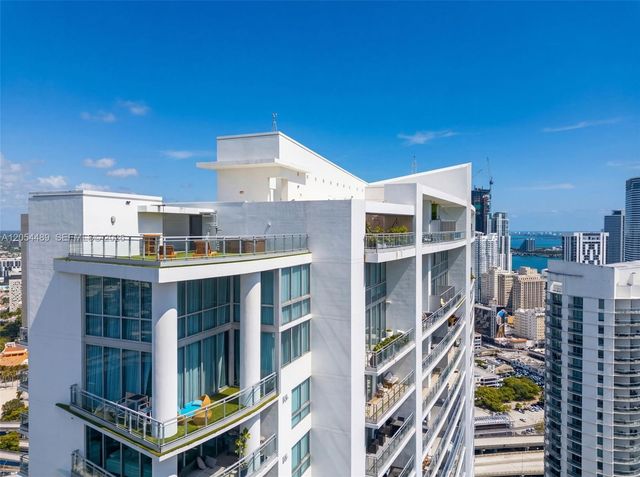 90 SW 3rd St PH-12, Miami, FL 33130