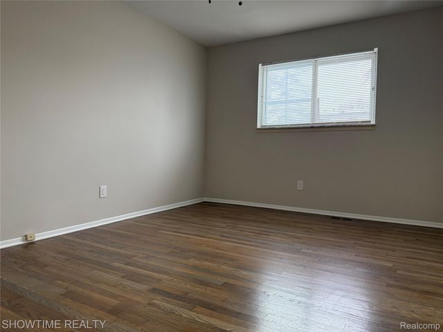 2848 Reese Drive, Sterling Heights, MI 48310