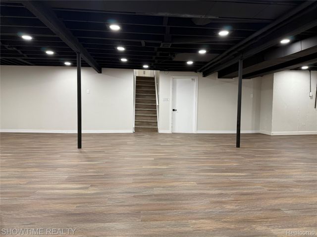 2848 Reese Drive, Sterling Heights, MI 48310