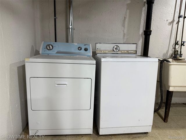 2848 Reese Drive, Sterling Heights, MI 48310