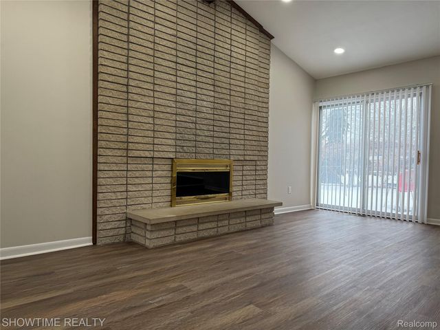 2848 Reese Drive, Sterling Heights, MI 48310