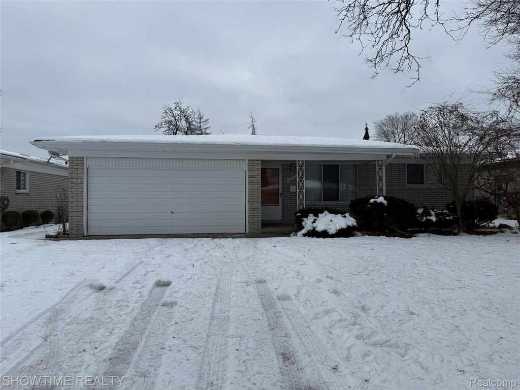 2848 Reese Drive, Sterling Heights, MI 48310