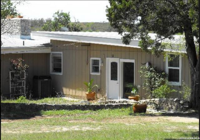 310 County Road 263, Mico, TX 78056