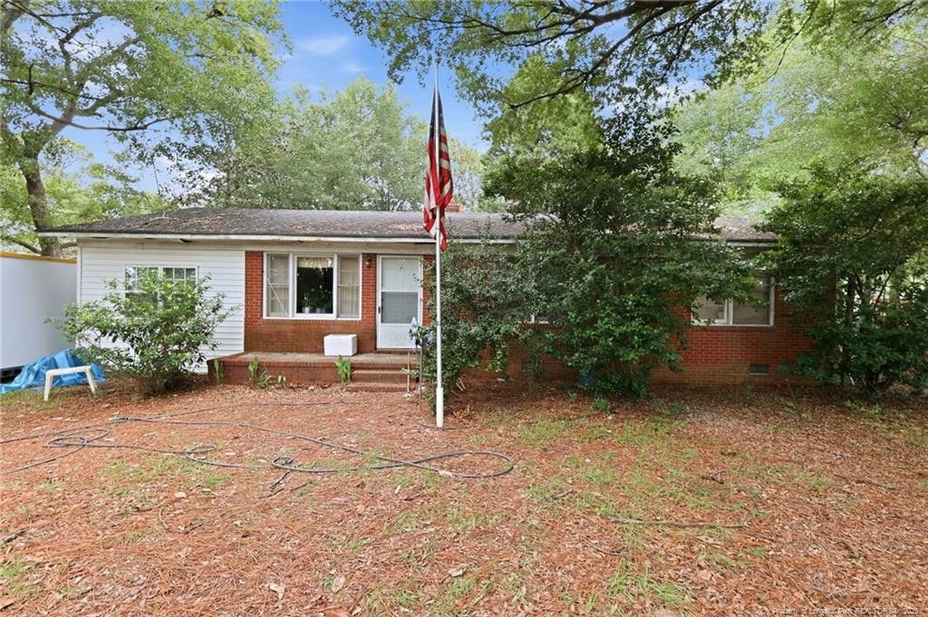 309 Ivan Drive, Fayetteville, NC 28306