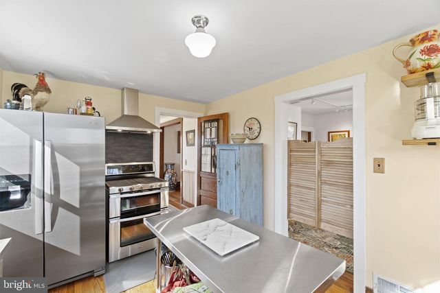 12720 LEE HWY, Washington, VA 22747