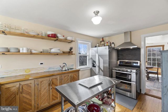 12720 LEE HWY, Washington, VA 22747